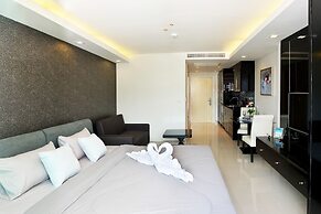 Cosy Beach Condominium