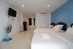 Tawaen Beach Resort