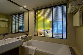 Bay Beach Resort