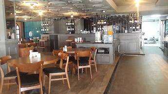 Borapark Hotel