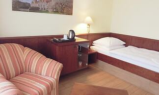 Leine Hotel