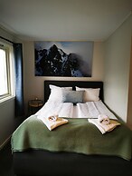 Henningsvær Guesthouse