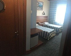 Aurora Hotel
