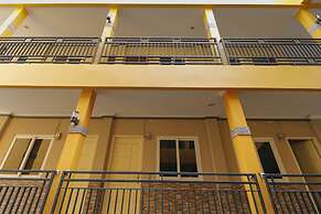 RedDoorz Plus near Palembang Square Mall
