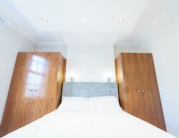 Hyde Park Place