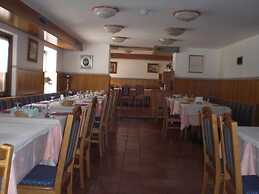 Hotel Edelweiss
