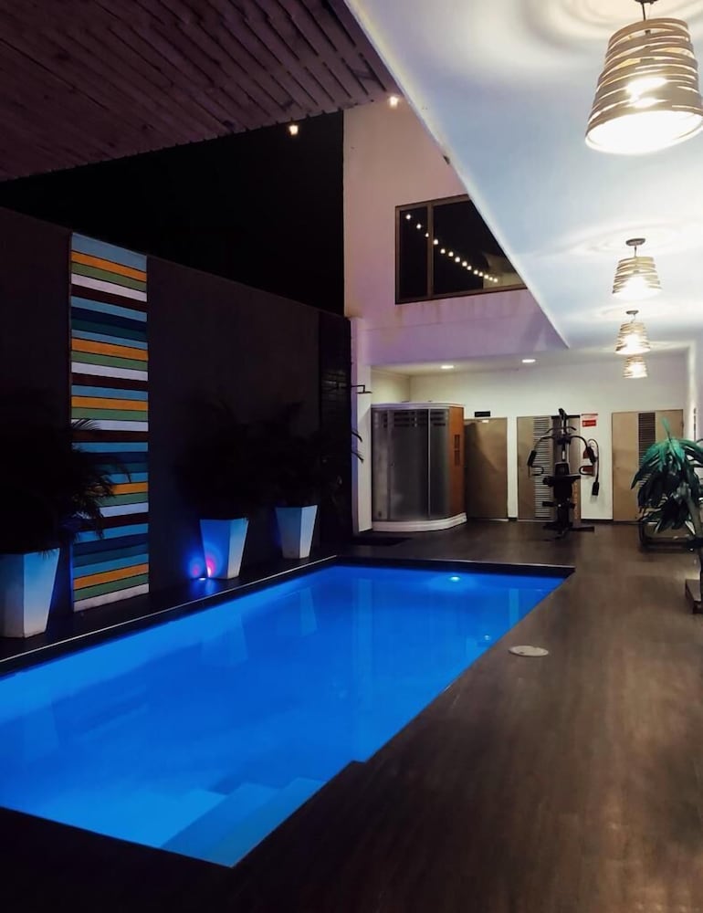 Hotel Remfort