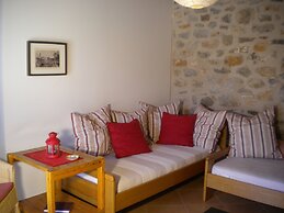 Arcadian Stone House For You