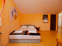 Apartment Denis 19
