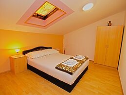 Apartment Denis 19