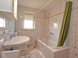 Apartment Denis 19
