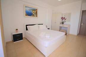 AR Apartments by Saranda Hotel