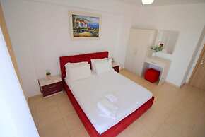 AR Apartments by Saranda Hotel