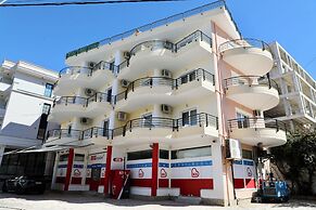 AR Apartments by Saranda Hotel