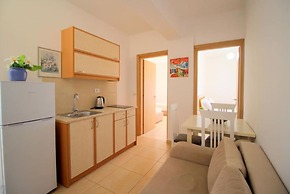 AR Apartments by Saranda Hotel