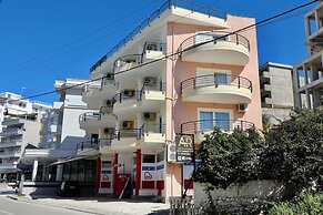 AR Apartments by Saranda Hotel
