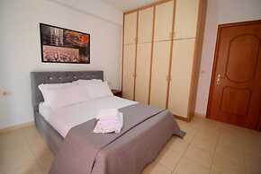 AR Apartments by Saranda Hotel