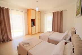 AR Apartments by Saranda Hotel