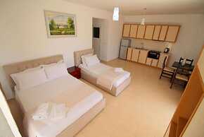 AR Apartments by Saranda Hotel