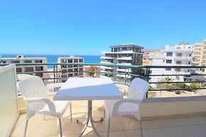 AR Apartments by Saranda Hotel