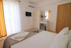 AR Apartments by Saranda Hotel