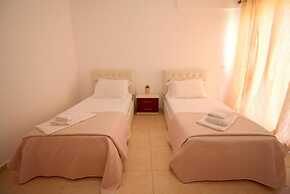 AR Apartments by Saranda Hotel