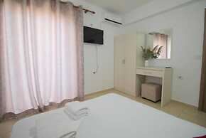 AR Apartments by Saranda Hotel