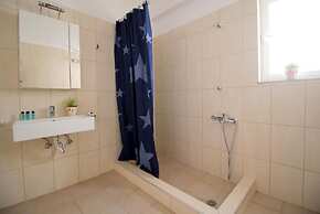 AR Apartments by Saranda Hotel