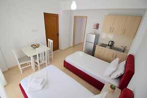 AR Apartments by Saranda Hotel