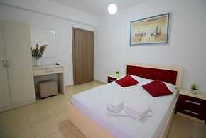 AR Apartments by Saranda Hotel