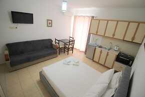 AR Apartments by Saranda Hotel