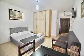 AR Apartments by Saranda Hotel