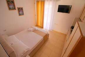AR Apartments by Saranda Hotel