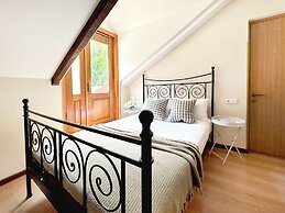 Betlemi Old Town Hotel