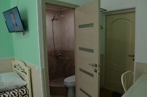 Mini Hotel Uyut on Prospekt Putina 8