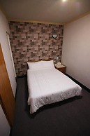 Rich Zone Hotel