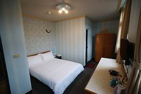 Rich Zone Hotel