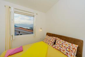 Paradise Bay Apartments