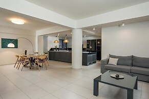 Spring Apartments