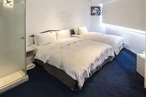Time Flyer Hotel
