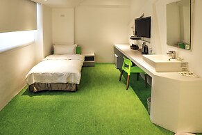 Time Flyer Hotel