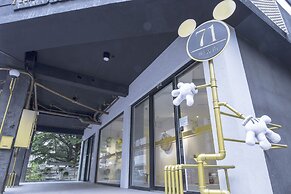 Time Flyer Hotel