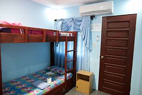 Luzmin BH - Beachfront Cottages