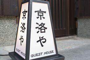 Guest House Kyorakuya Kinkakuji