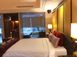 Q Motel
