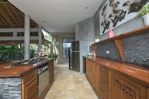 Villa Liang by Nagisa Bali