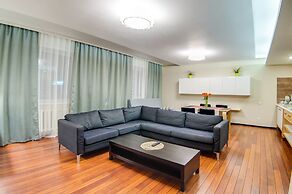 Aura Apartments
