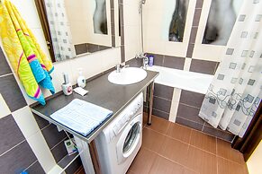 Aura Apartments
