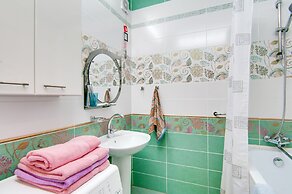 Aura Apartments
