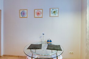 Aura Apartments